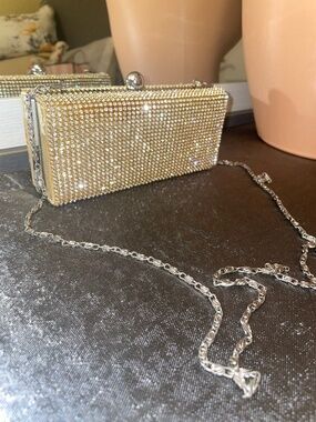 Crystal Embellished Prom/Evening Bag- Chain Strap-Champagne Color-EUC- Gorgeous